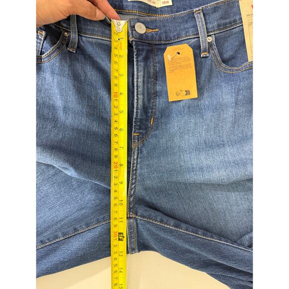 Levi’s 318 Shaping Wide Leg Jeans Women’s Plus Size 18W Blue Wash NWT - Picture 12 of 14